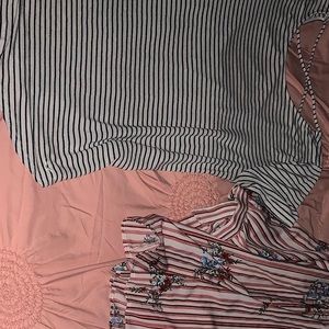 Black and white stripped top.